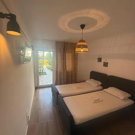 Guest house Casa Maria 3*